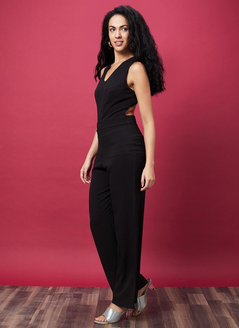 Globus Women V-Neck Sleeveless Basic Jumpsuit - Image 3